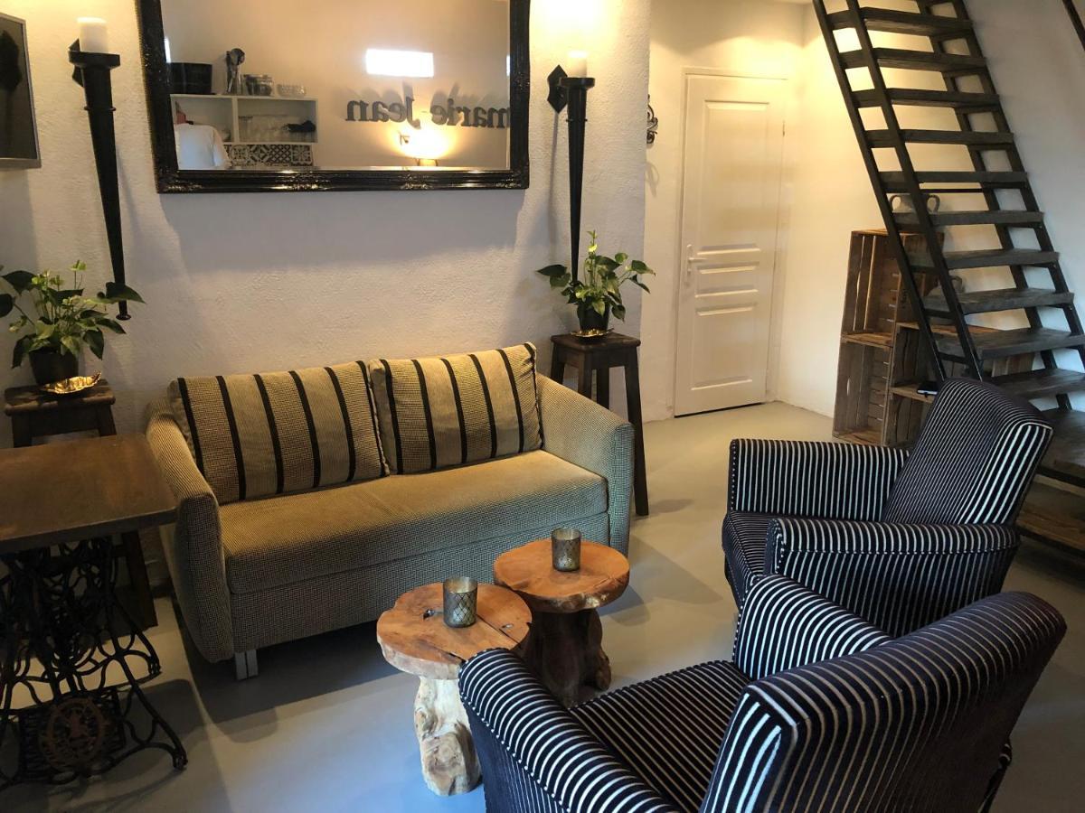 Marie Jean Chambre D'Hotes & Gite Oupia Exteriör bild